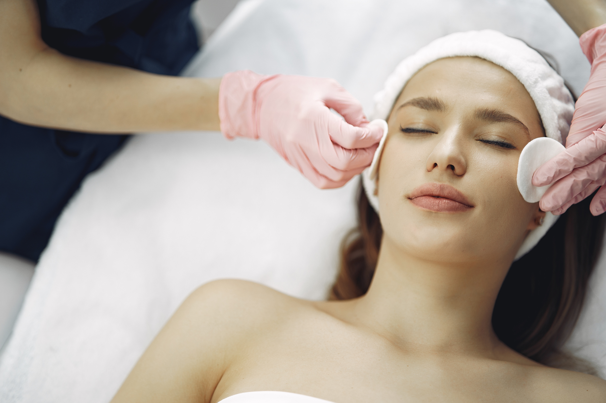 Full Body Skin Rejuvenation Treatments in Varanasi